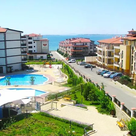 александър студио Apartment